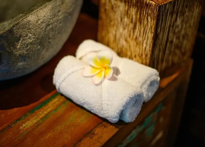 Unwind And Relax At Rumah Richard Ferienhaus